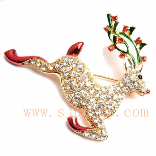 Deer brooch
